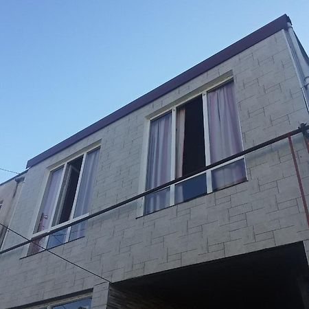 Guesthouse Qeti บาทูมิ ภายนอก รูปภาพ