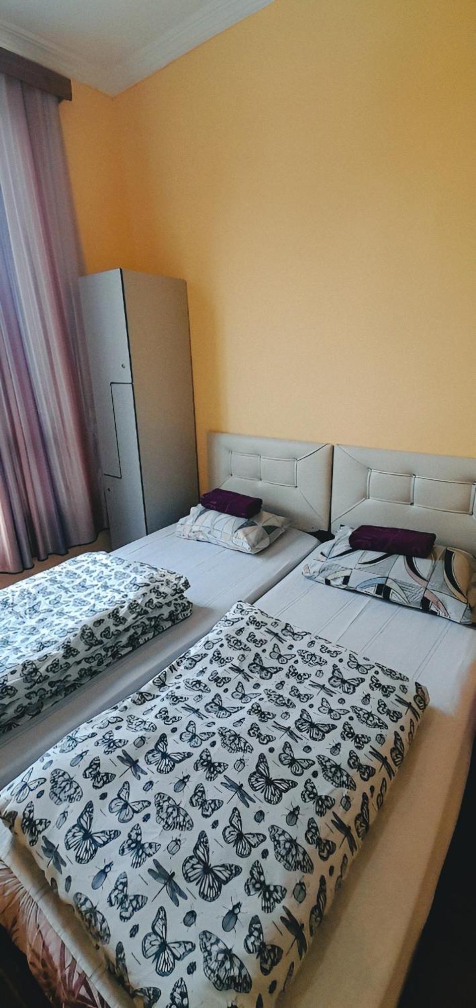 Guesthouse Qeti บาทูมิ ภายนอก รูปภาพ
